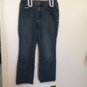 Izod stretch blue jeans size 14